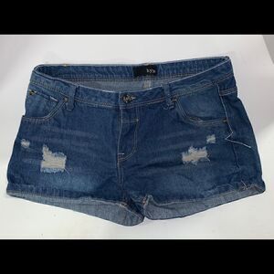 Hype jean shorts distressed look